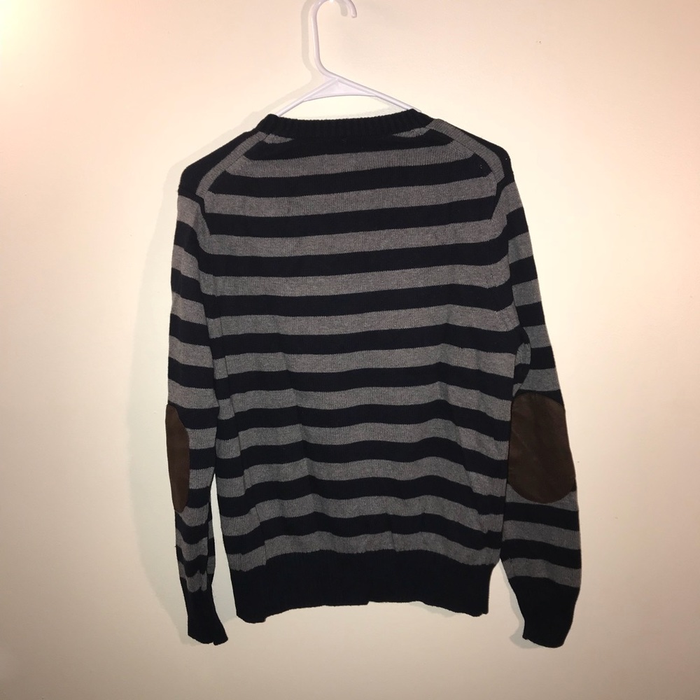 Sweater - Picture 3 of 3